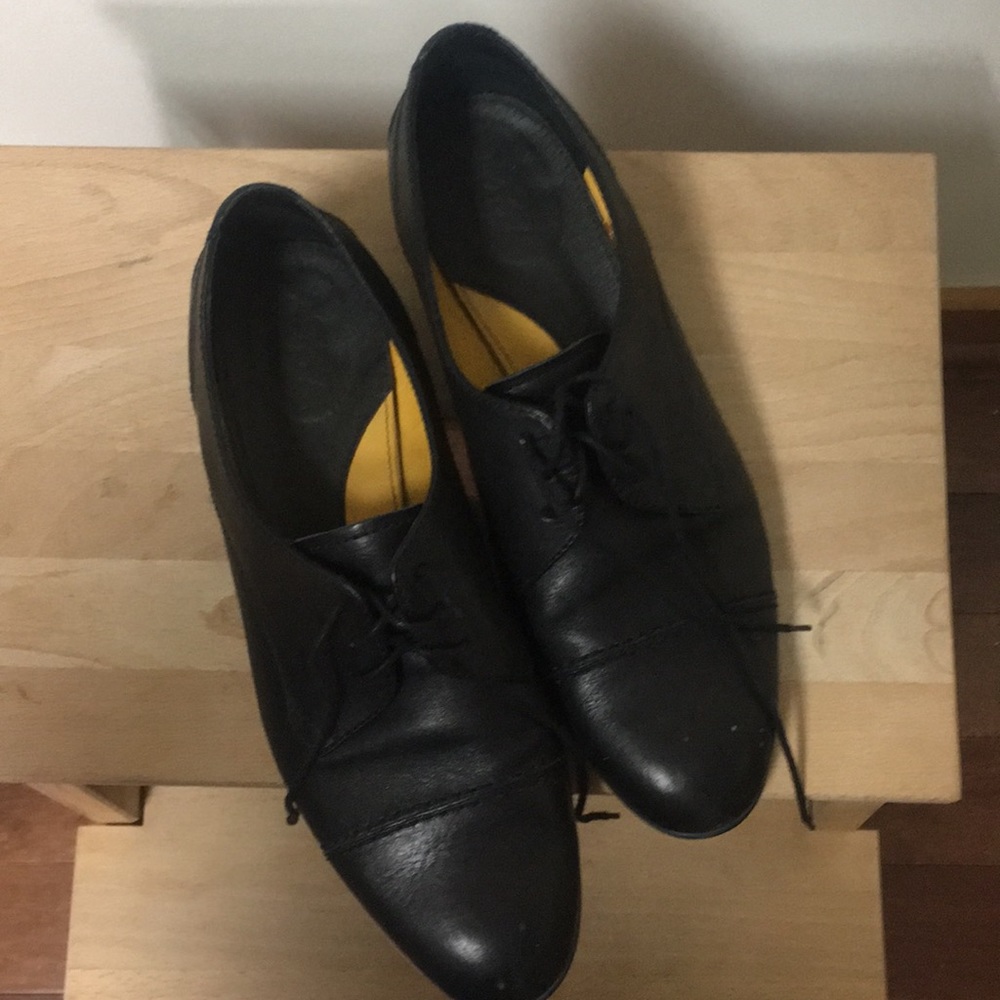 1937 Footwear Loafers View 2